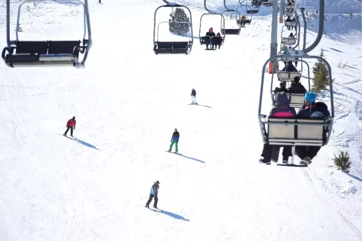 Davraz\'a Yarı Yıl Tatilinde Ziyaretçi Akını