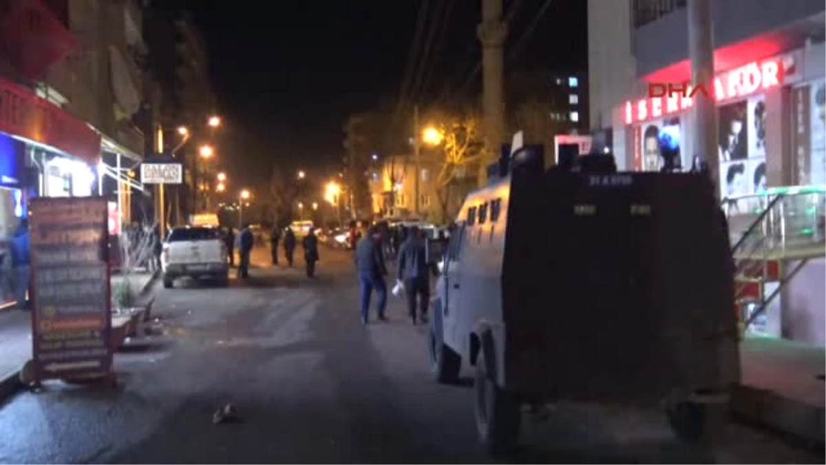 Diyarbakır\'da Markette Bombalı Saldırı