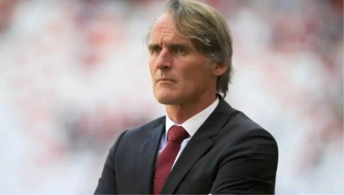 Galatasaray\'da Riekerink\'in Gözü Beşiktaş\'ta!