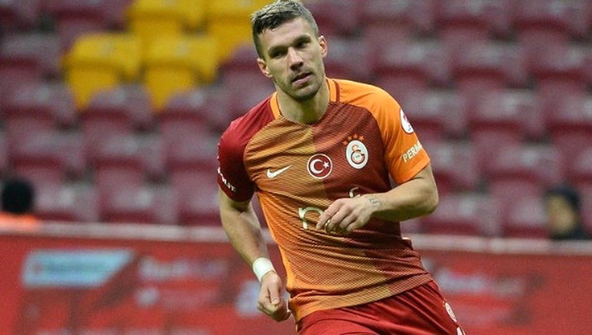 Galatasaray\'dan Lukas Podolski\'ye Baskı - Galatasaray Transfer Haberleri