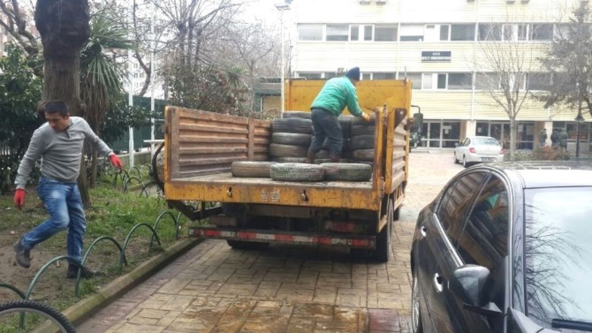İzmit\'te Geri Dönüşüm Çalışmaları Sürüyor