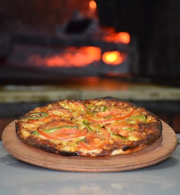 Malatyalı İşletmecinin Patentini de Aldığı ’Balıklı Pizza’ İlgi Görüyor