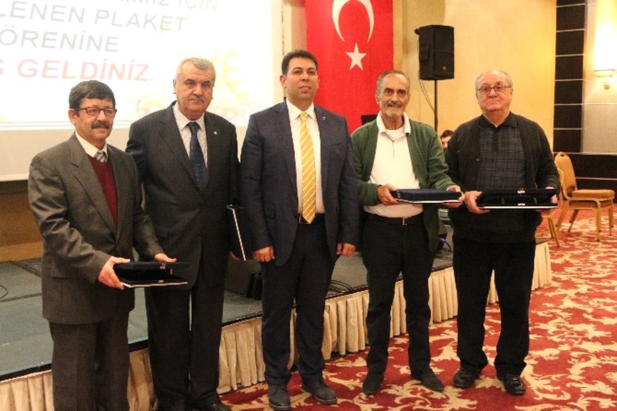 Mmo Konya Şubesinden Meslekte 25, 40 ve 50. Yılını Dolduranlara Plaket
