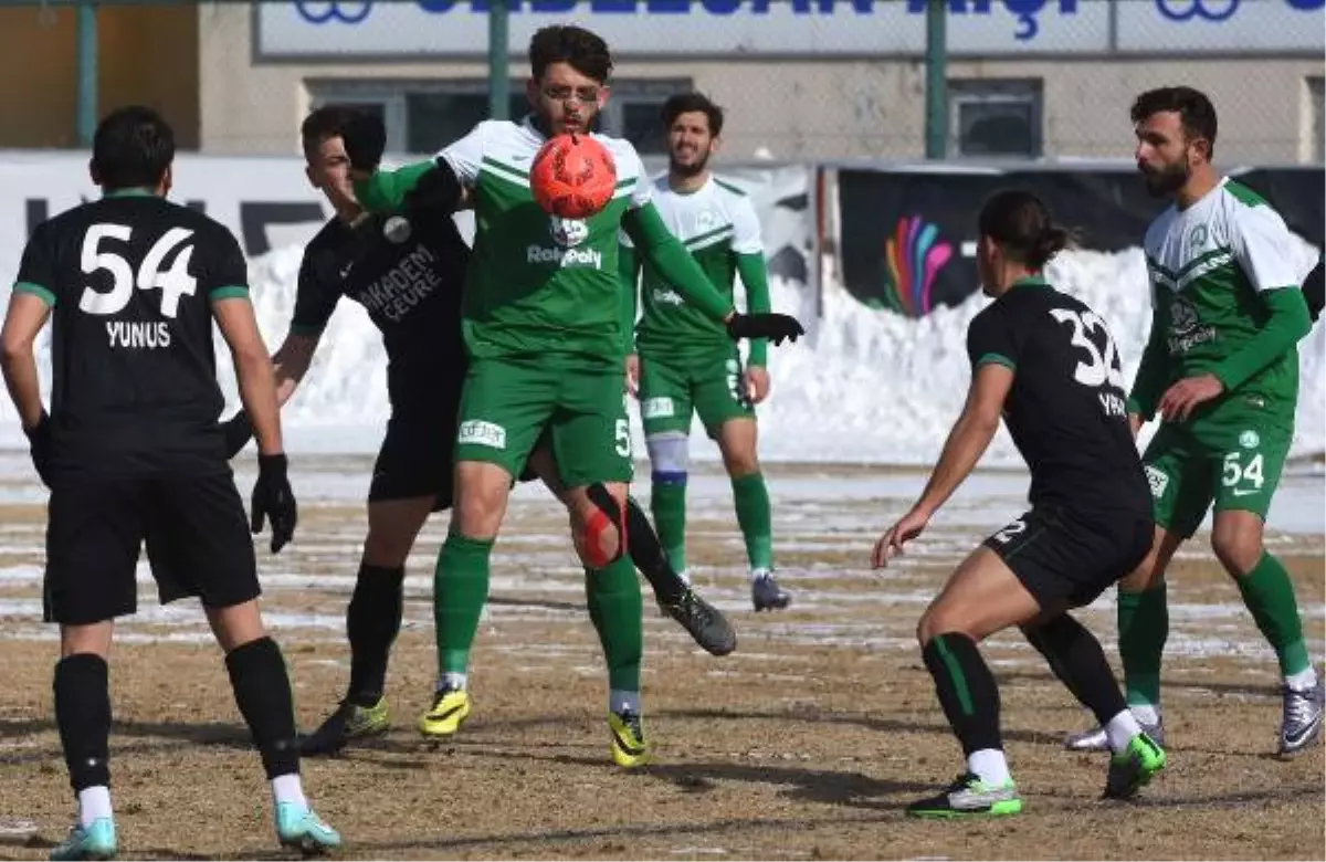 Sivas Belediyespor-Anadolu Üsküdar 1908 Spor: 1-1