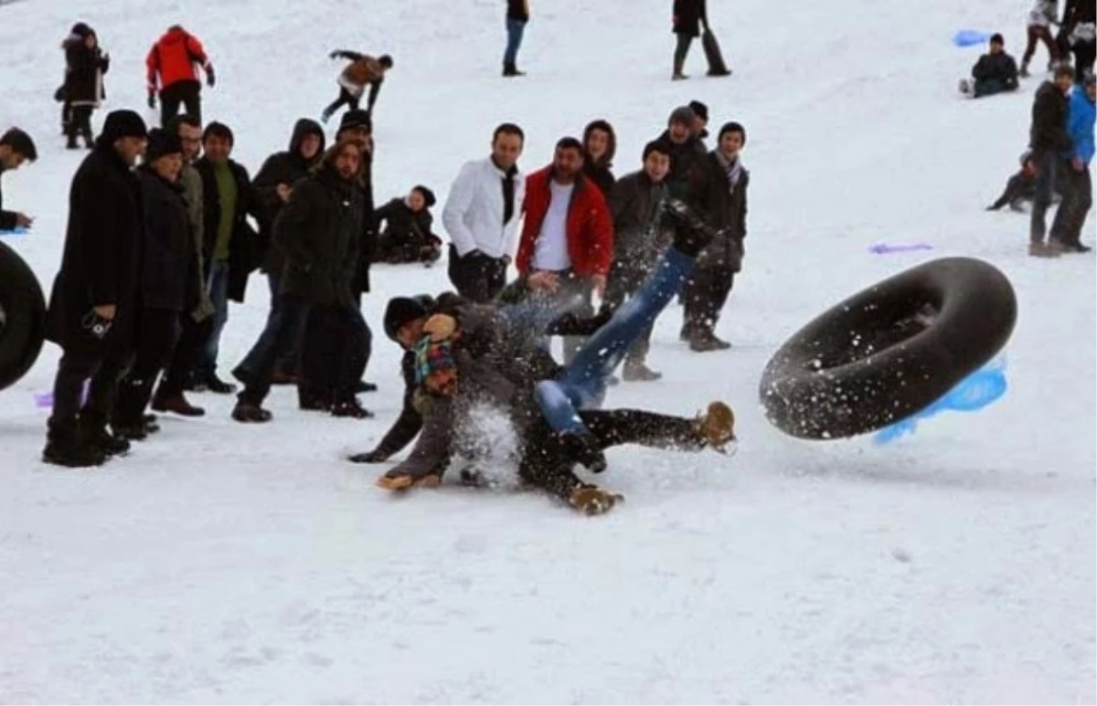 Adana\'da "Kardan Adam Şenliği"