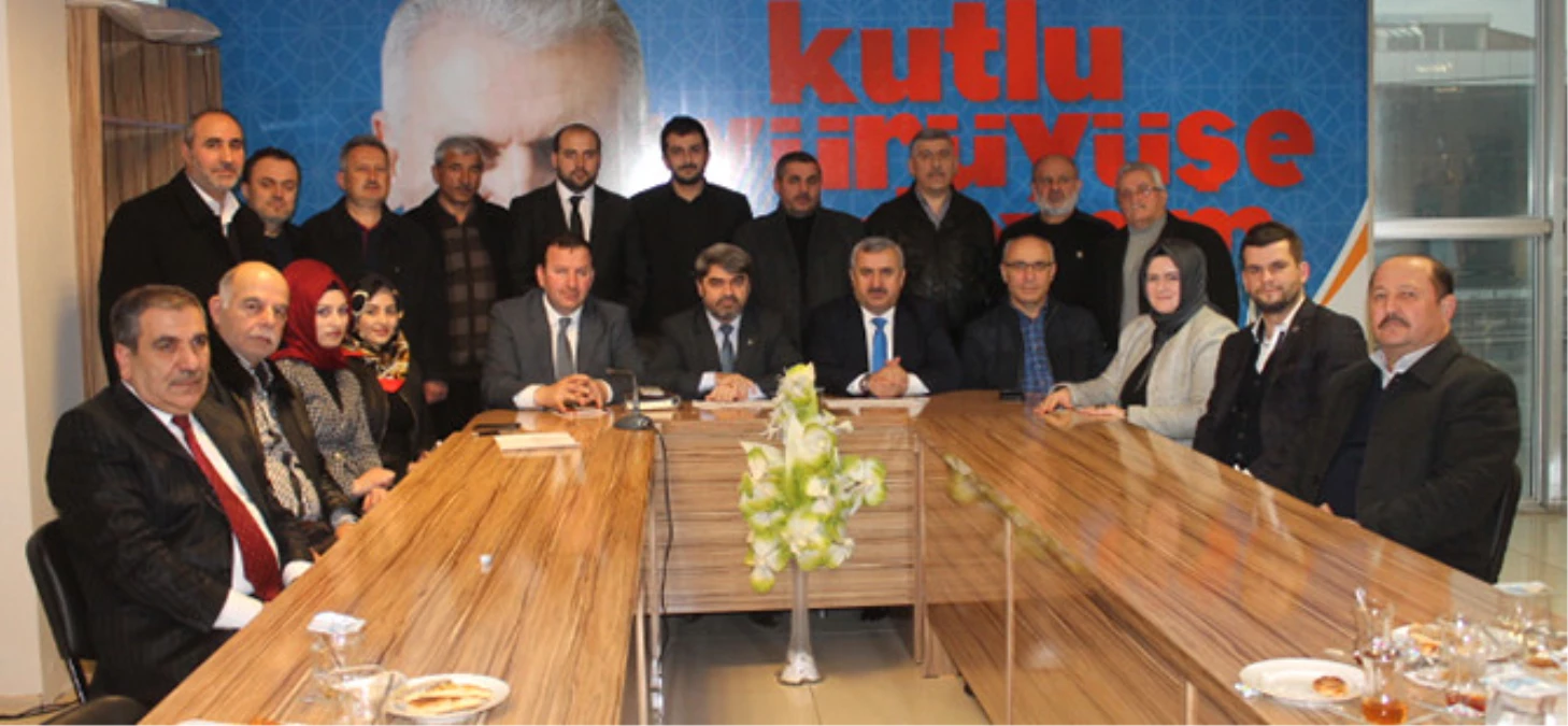 AK Parti Körfez\'de Skm Tanıtım Toplantısı