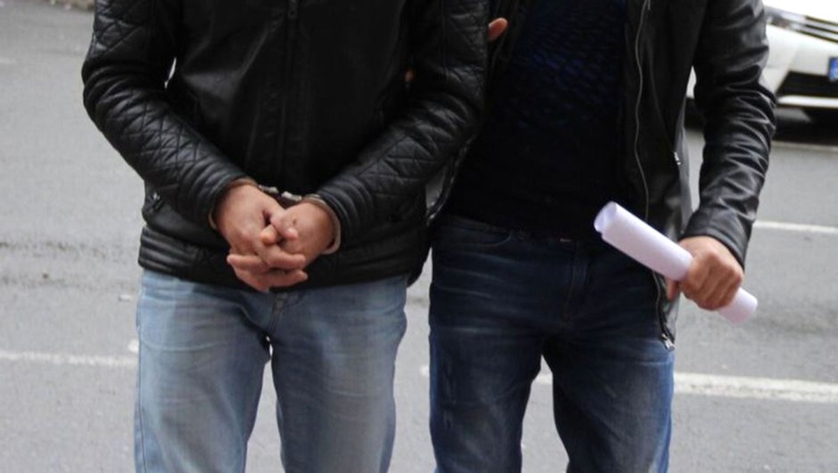 Bursa\'da Fetö\'cü 8 Akademisyen Adliyeye Sevk Edildi