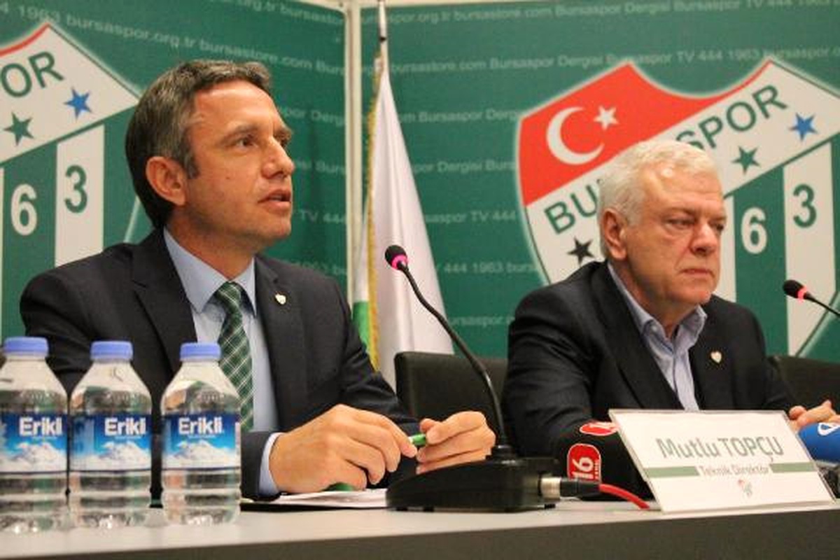 Bursaspor Mutlu Topçu ile Sözleşme İmzaladı