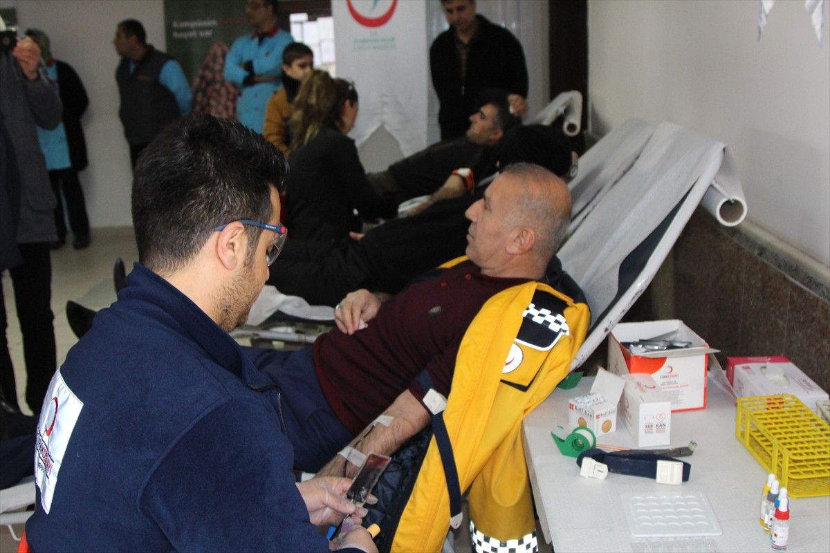 Diyarbakır\'da 112 Personelleri Kan Bağışında Bulundu