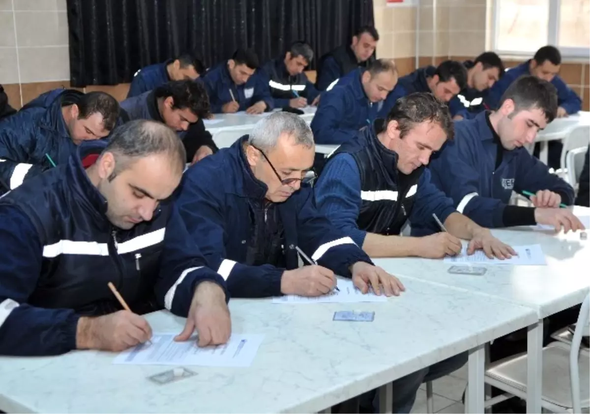 Gso\'da, "Mesleki Yeterlilik Belgesi" Sınavları Hız Kesmiyor