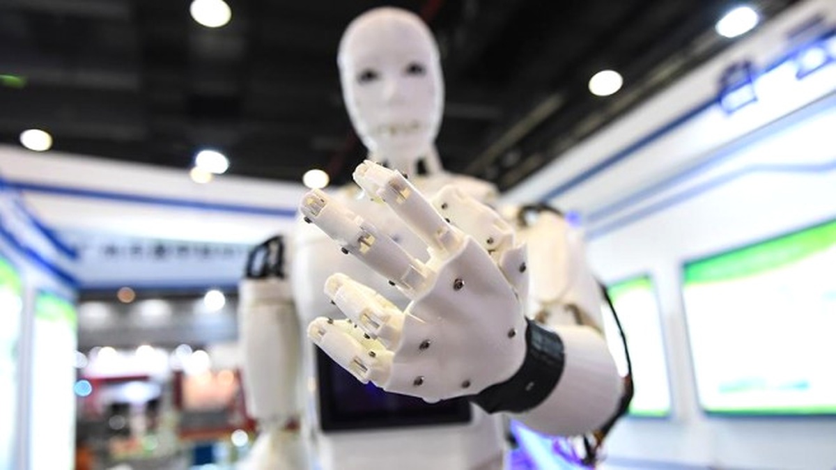 İnsansı Robotlar Yaşlı Bakım Hizmeti Verecek