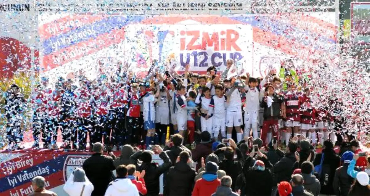 İzmir Cup\'a Yakıştı