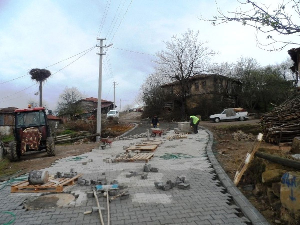 Kulmahmut Köyü\'nde Parke Çalışması