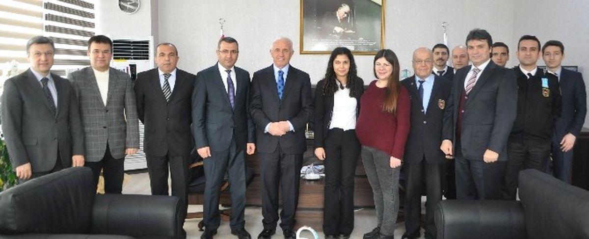 Müdür Osman Erdoğan: Kütahya\'ya Konteyner Sahası Kurulması Artık Şart Oldu