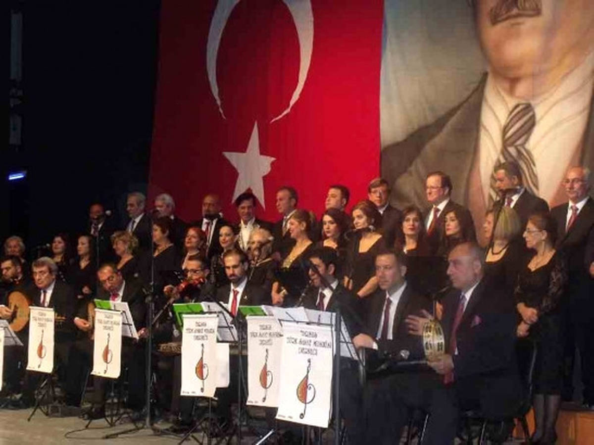 Tarsus\'ta Türk Sanat Musikisi Konseri