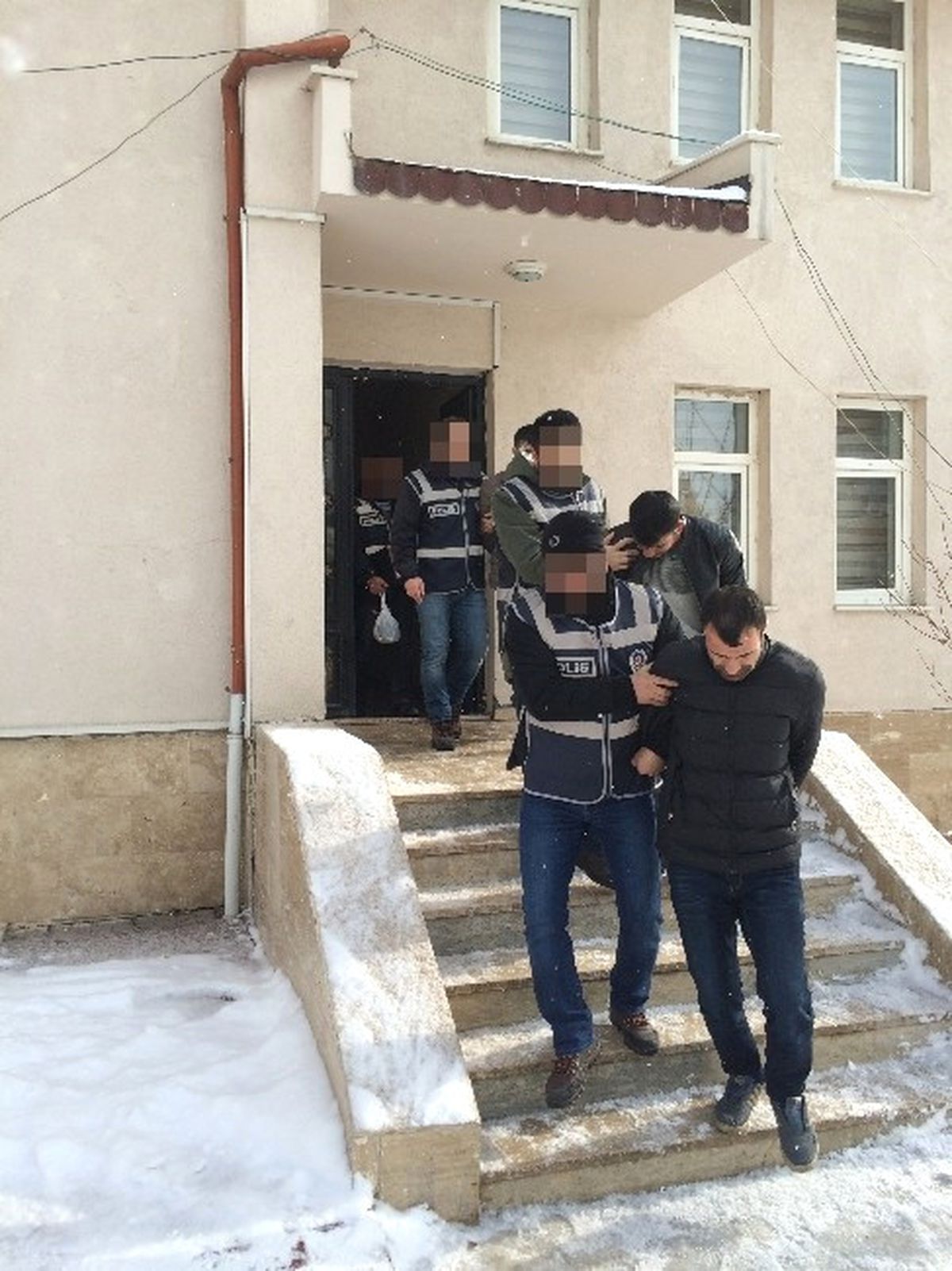 Van\'da Asayiş Operasyonu: 7 Gözaltı