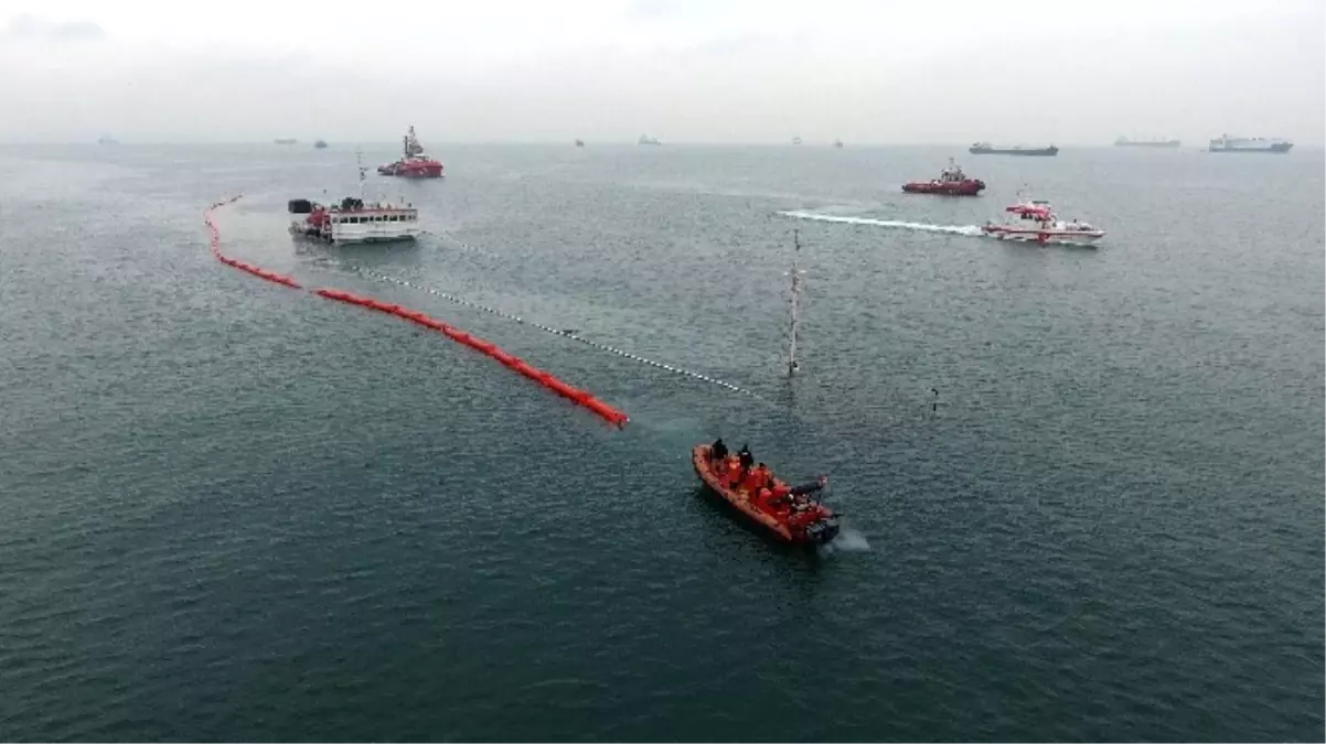 Zeytinburnu\'nda Batan Gemideki Sızıntısıyla İlgili Çalışmalar Sürüyor