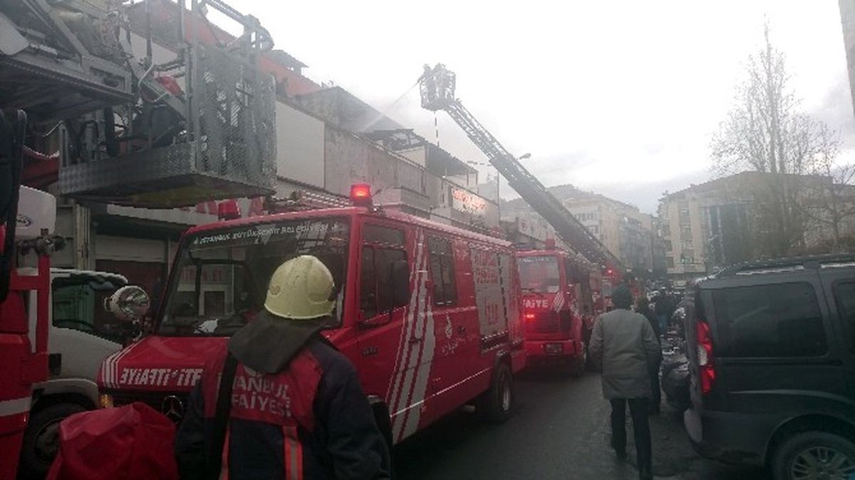 Zeytinburnu\'nda Yangın Paniği