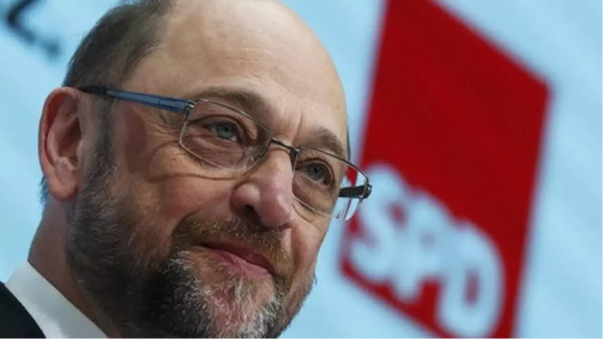 Almanya\'da Başbakan Adayı Schulz Seçim Çalışmalarına Başladı