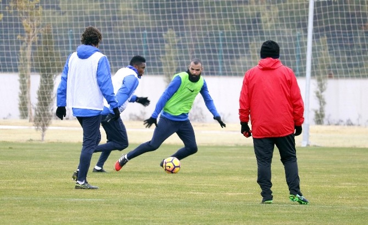 Antalyaspor Yerini Korumak İstiyor