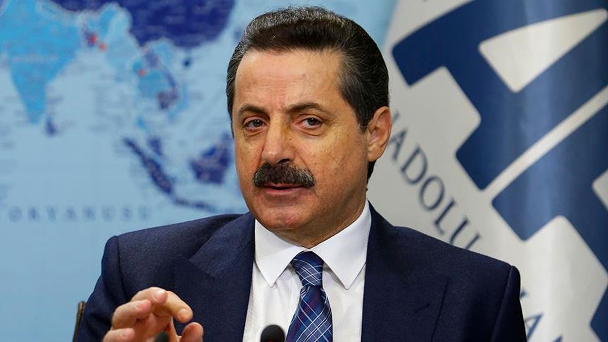 Bakan Çelik\'ten Çiğ Süt Düzenlemesine İlişkin Açıklama: "Köydeki Ayşe Teyze\'nin Sütü ile Uğraşmaya...