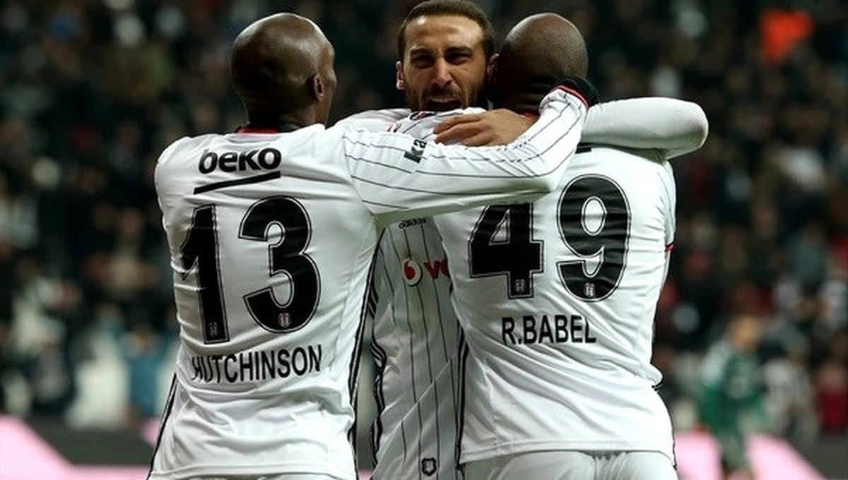 Cenk Tosun, Süper Lig\'de Gol Rekorunu Kırdı
