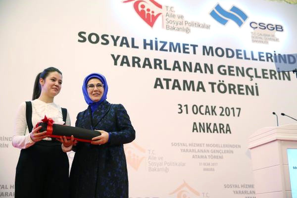 Dha Ankara - Emine Erdoğan: Toplumun Emaneti Olan Evlatlarımızı Donatarak Yine Toplum Hizmetine...
