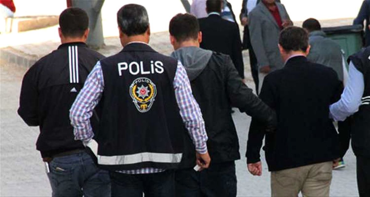 Dha Yurt Adana\'da Deaş Operasyonu: 7 Gözaltı