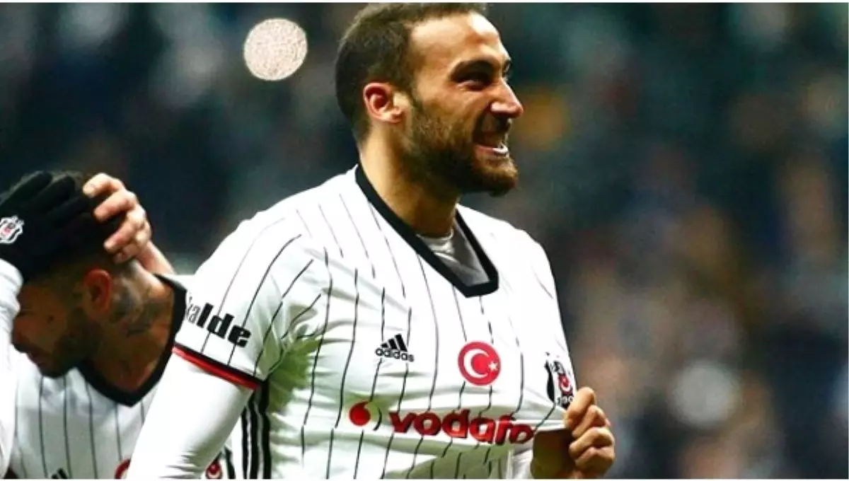 Futbolarena Maçın Adamı: Cenk Tosun