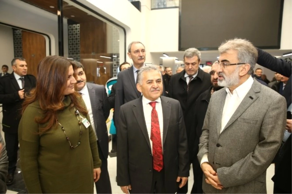 Kayseri Milletvekili ve Enerji ve Tabi Kaynaklar Önceki Bakanı Taner Yıldız, Melikgazi\'de