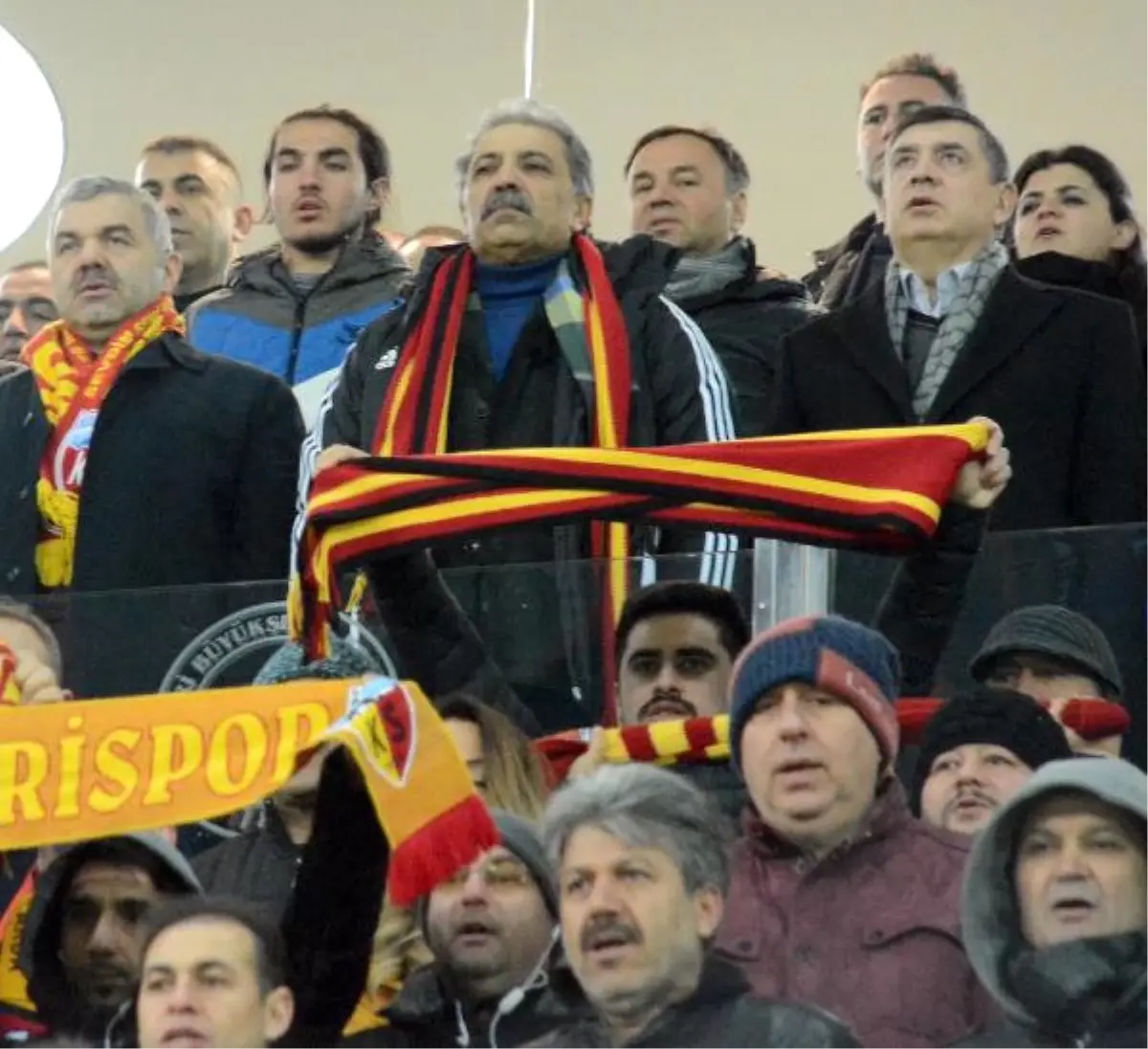 Kayserispor Başkanı Bedir: "Fenerbahçe Galibiyeti Bizi Şımartmayacak"