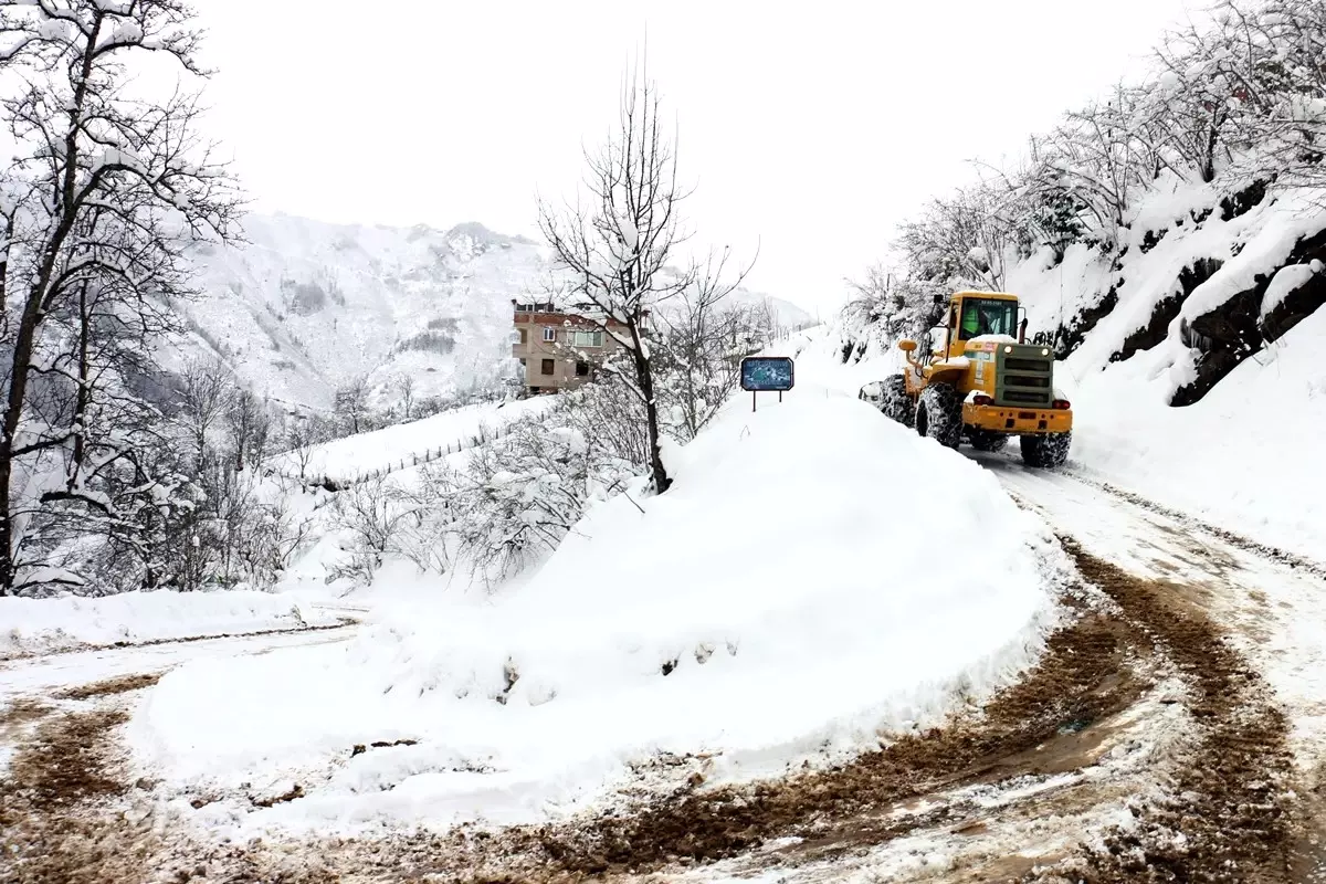 Ordu\'da Kar Kalınlığı 1 Metreyi Geçti