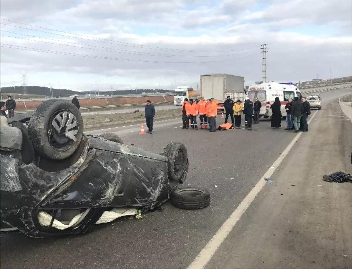 Takla Atan Araçtan Fırlayan Sürücü Hayatını Kaybetti