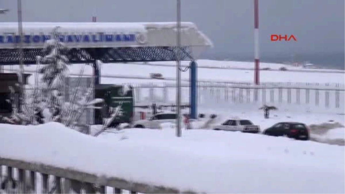 Trabzon\'da Kar Yağışı Hayatı Olumsuz Etkiledi
