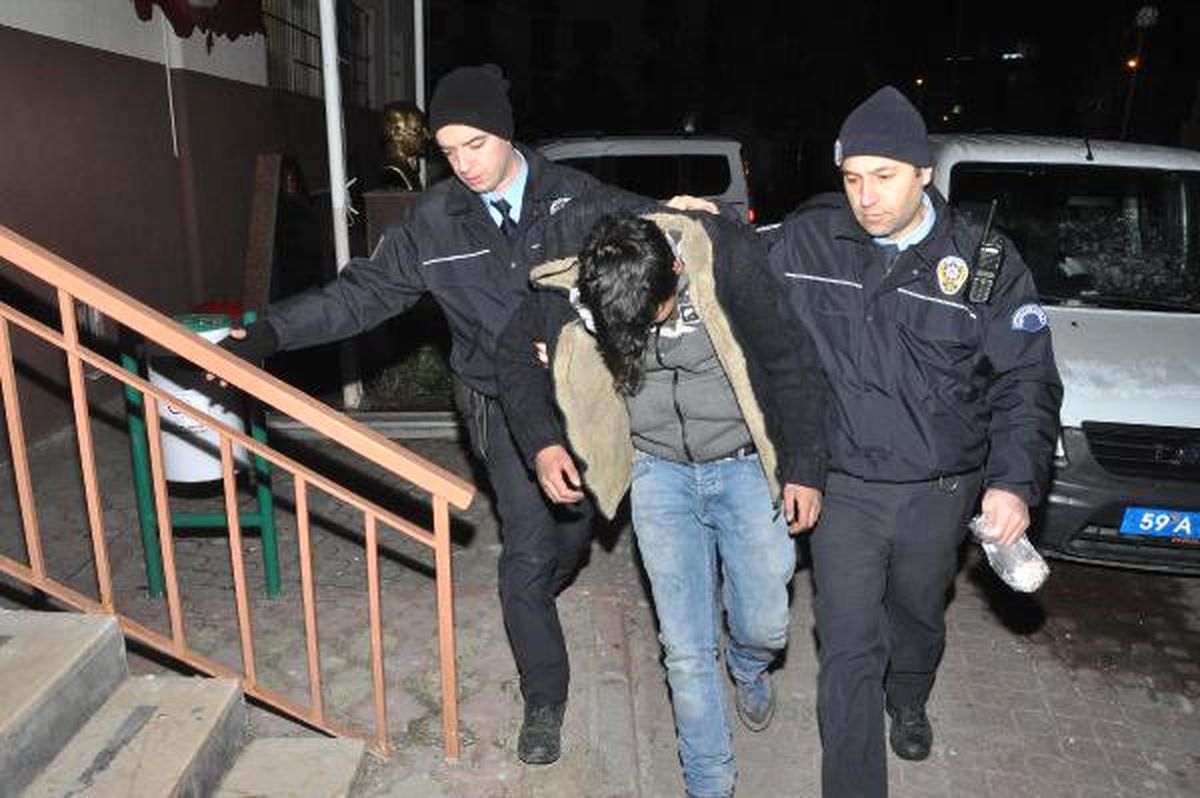 15 Yaşında Uyuşturucu Satarken Yakalandı