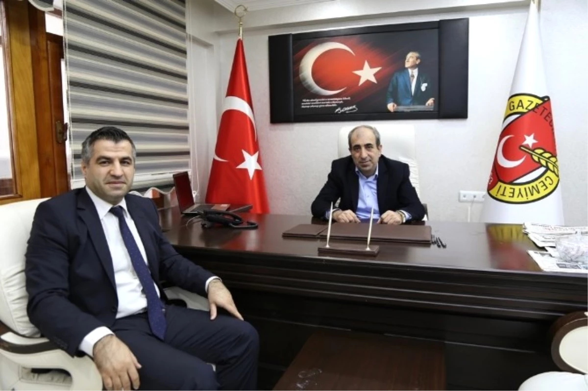 Artvin\'den Tokat\'a Atanan Cumhuriyet Başsavcısı Aydın Turhan\'dan Gazetecilere Veda Ziyareti