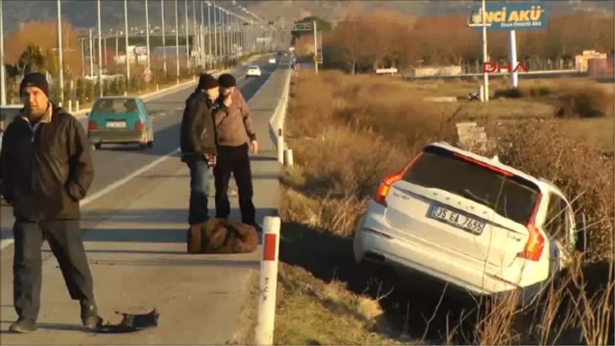 Balıkesir Otomobiller Çarpıştı: 3 Yaralı