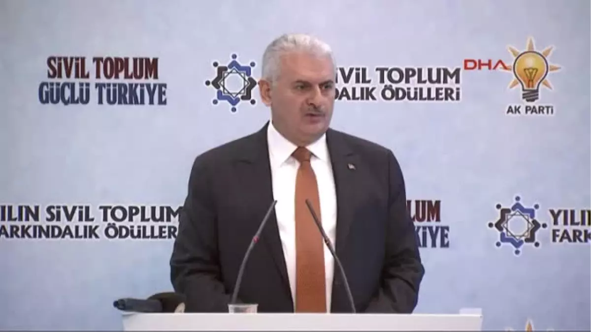 Başbakan Yıldırım\'dan Kılıçdaroğlu\'na \'Anayasa\' Tepkisi; Siyaseti, Milli Iradeyi Inkar Etmek...