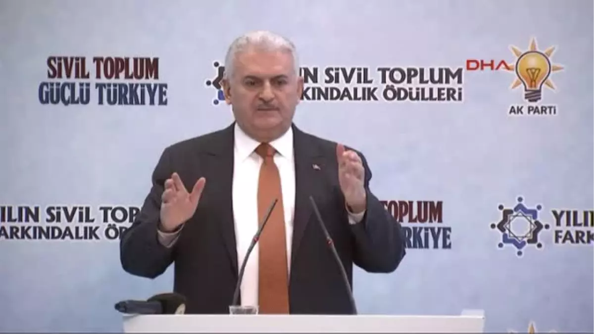 Başbakan Yıldırım\'dan Kılıçdaroğlu\'na \'Anayasa\' Tepkisi; Siyaseti, Milli Iradeyi Inkar Etmek...