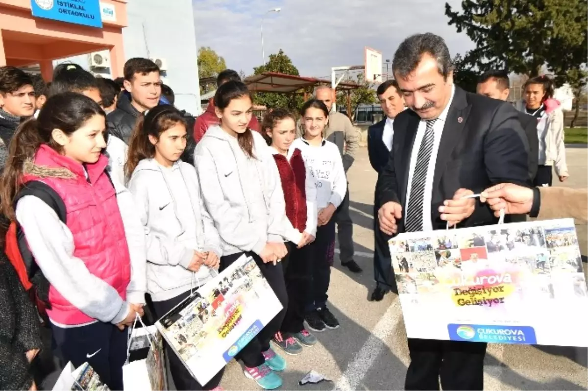 Başkan Çetin\'den Sporculara Malzeme Yardımı