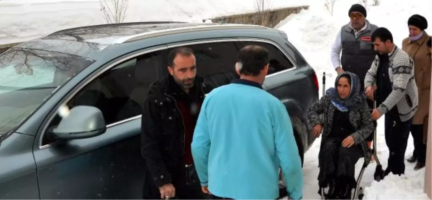 Başkan Makam Aracı ile Hamile Kadını Hastaneye Ulaştırdı