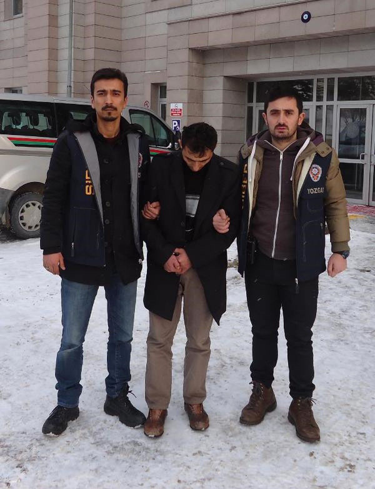 Çocuklara Sosyal Medyadan Cinsel İstismar Şüphelisi Tutuklandı
