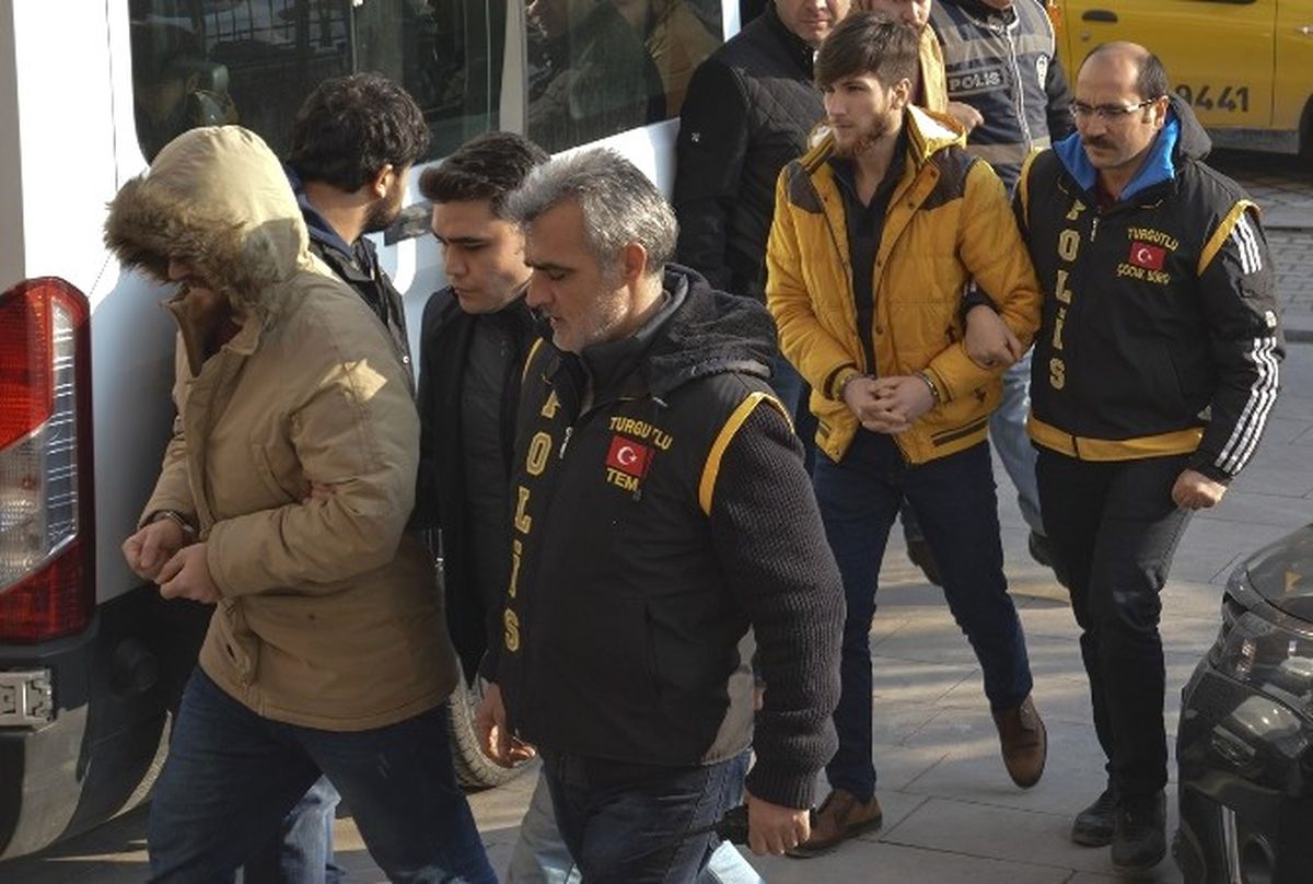Fetö\'nün \'Işık Evleri\' Operasyonunda 3 Tutuklama