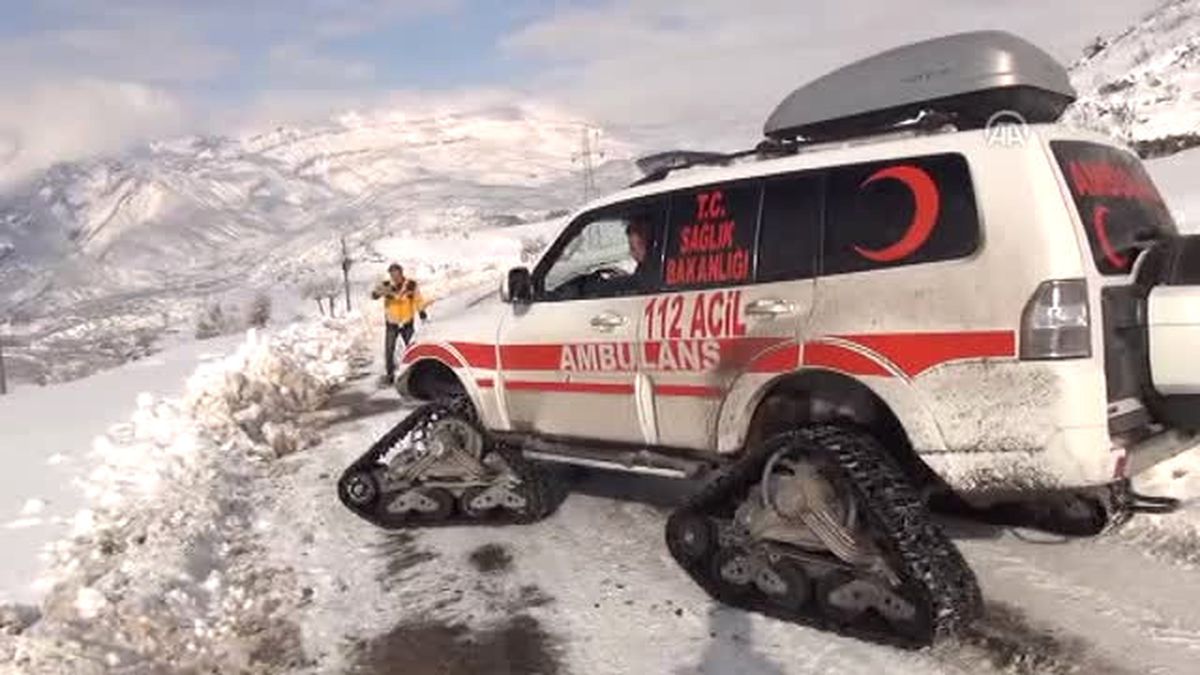Paletli Ambulansla Hastaneye Kaldırıldı