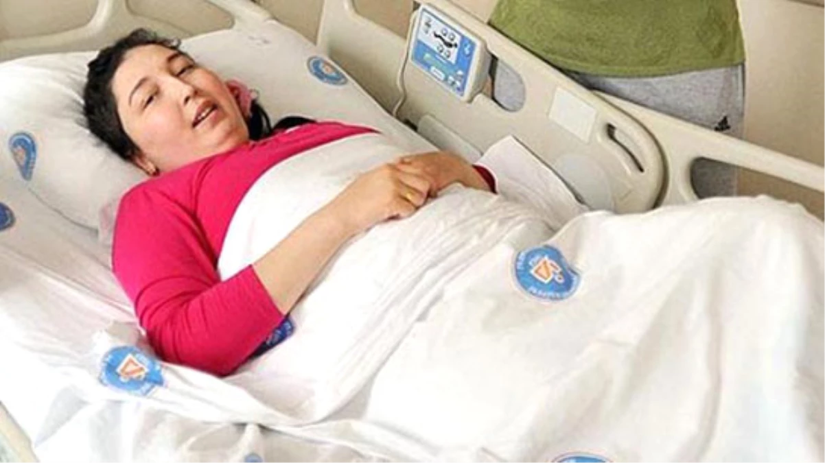 Rahim Nakilli Hastanın, Bebeğini Kucağına Alabilmesi İçin Çalışıyoruz"