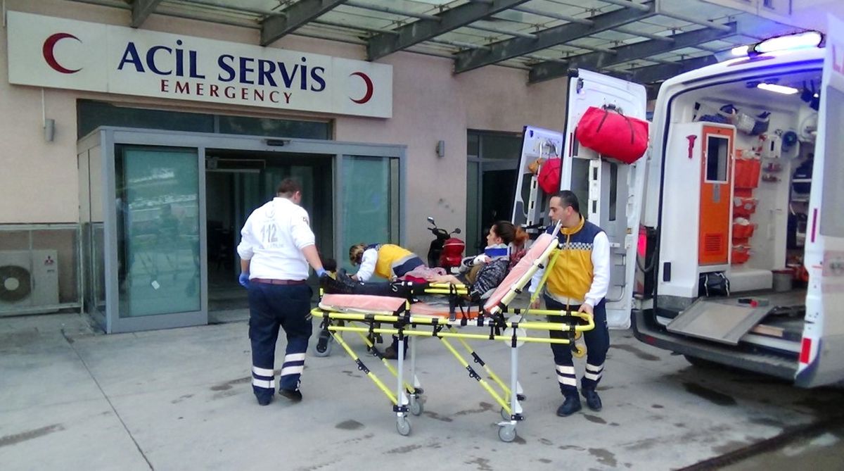 Sakarya\'da Trafik Kazası: 5 Yaralı
