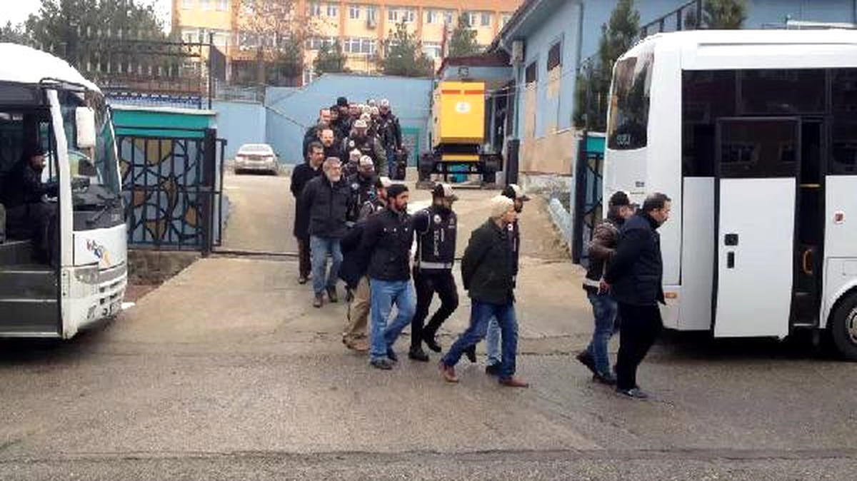 Şanlıurfa\'da, 19 Kişiye Fetö Tutuklaması