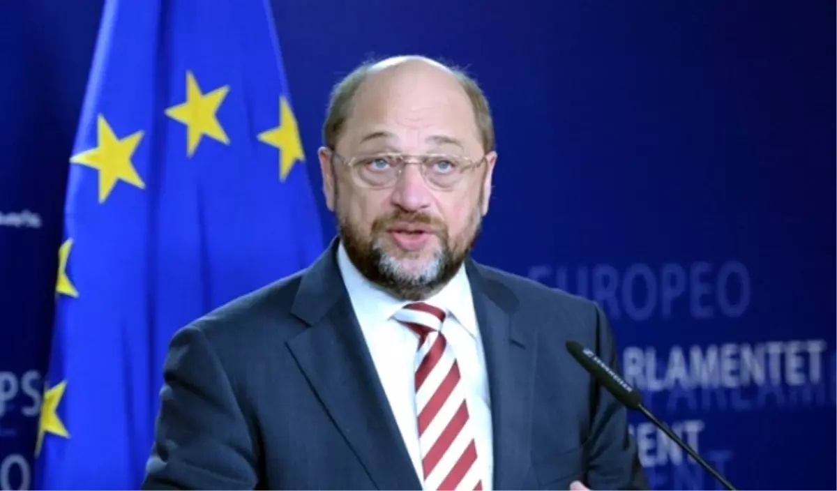 Schulz\'dan Ücret Artışı Çağrısı