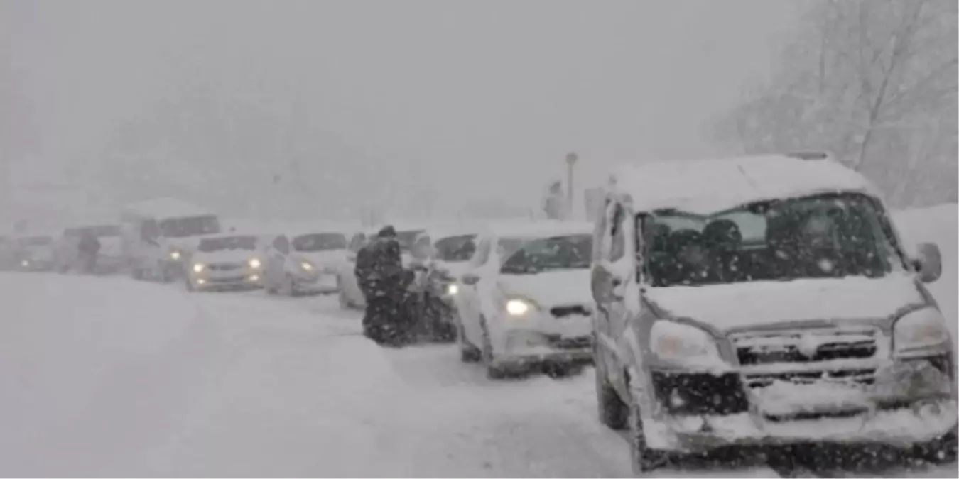 Sivas-Malatya Karayolu Trafiğe Kapandı