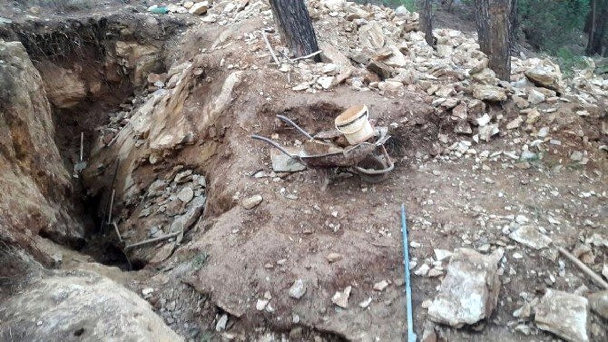 Uşak\'ta Kaçak Kazı Yapanlar Yakalandı